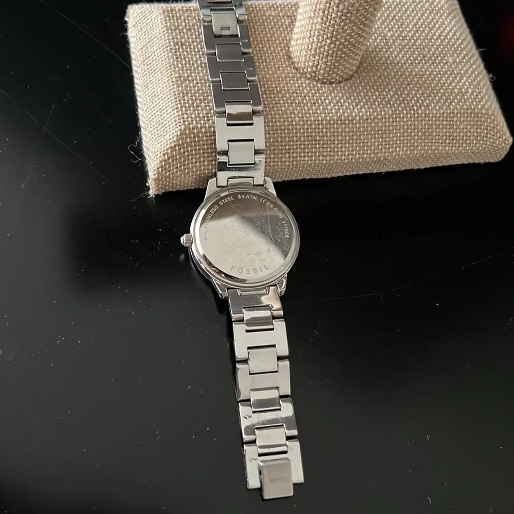 Fossil Rhinestone Watch - Picture 8 of 9